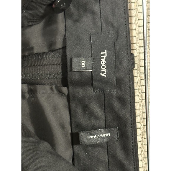 Theory, Women's Black Dress Pants,‎ Size 00 - Picture 5 of 8
